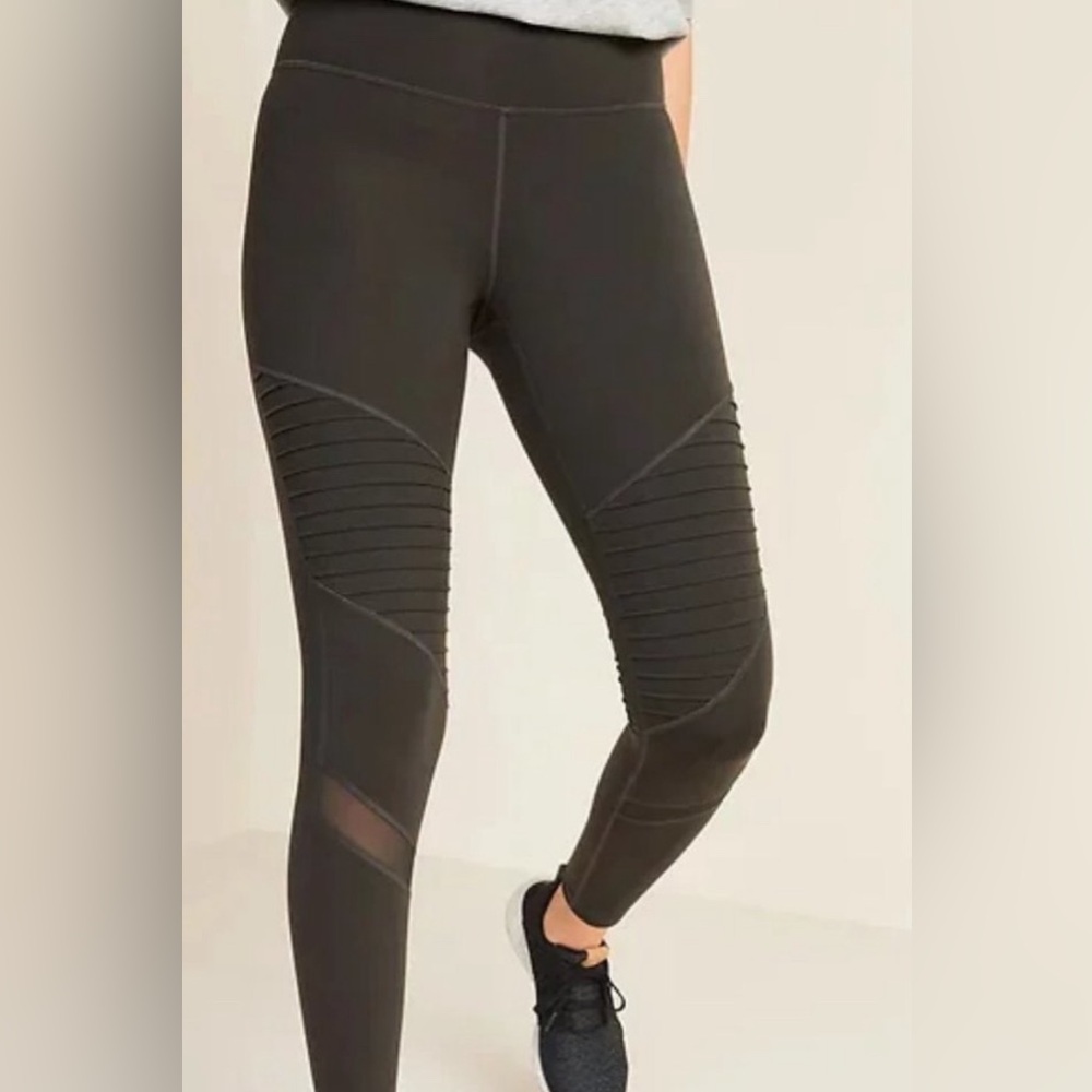 Old Navy Elevate Moto Leggings sz Med